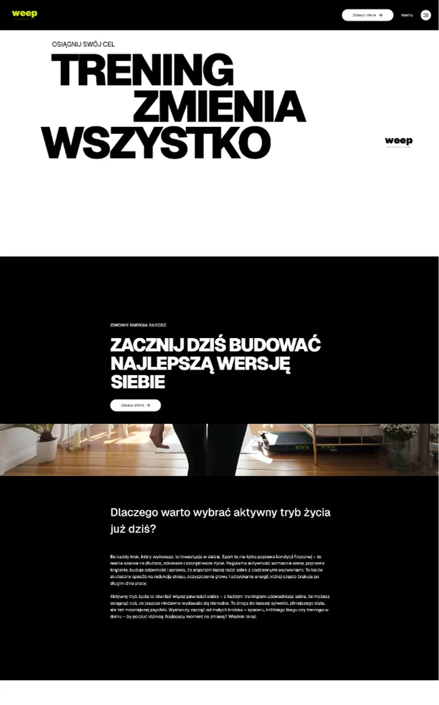Strona internetowa z motywującym tekstem o treningu i aktywnym trybie życia, model w legginsach na drewnianej podłodze w jasnym pomieszczeniu.